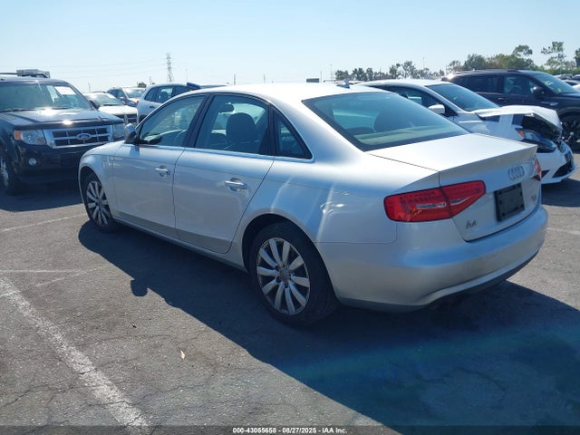 2013 AUDI A4 WAUBFAFL5DA160810 Photo 2