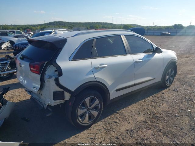 2020 KIA NIRO KNDCB3LC9L5429286 Photo 3