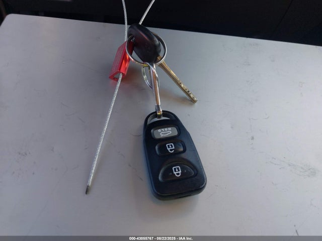 5NPD84LF8HH083791 Hyundai Elantra