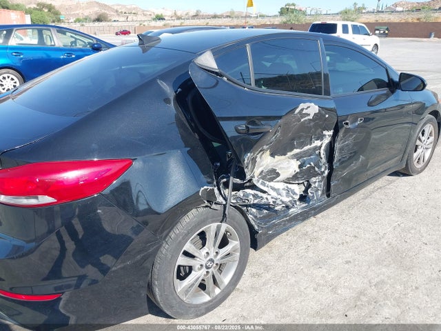 5NPD84LF8HH083791 Hyundai Elantra