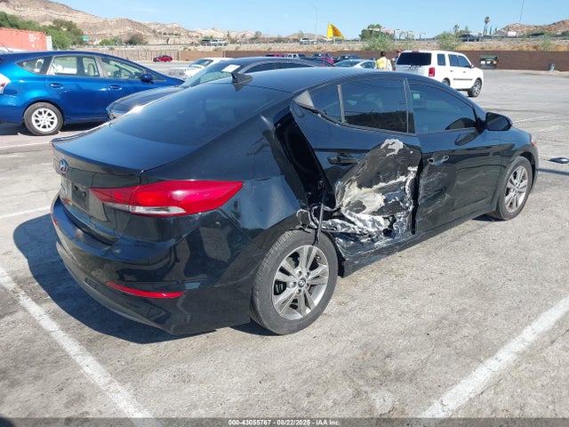 5NPD84LF8HH083791 Hyundai Elantra