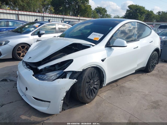 2023 TESLA MODEL Y 7SAYGDEE1PA129306 Photo 1
