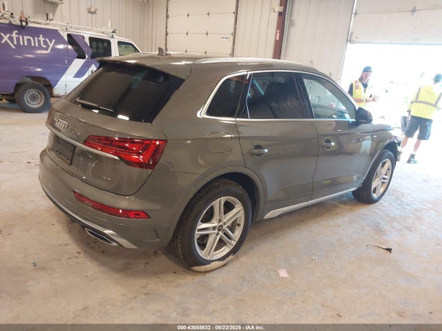 2025 AUDI Q5 WA1E2AFY5S2016537 Photo 3