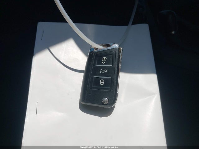 Volkswagen 2015 2015 1VWBT7A30FC039497 Image 11