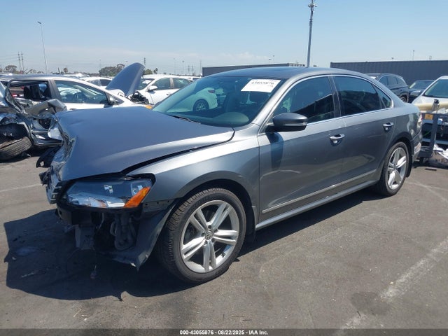 Volkswagen 2015 2015 1VWBT7A30FC039497 Image 2