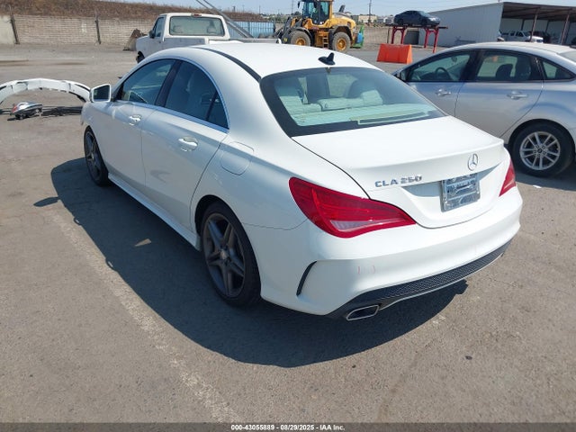 Mercedes-Benz CLA-Class 2014 WDDSJ4EB0EN059153 Image 3
