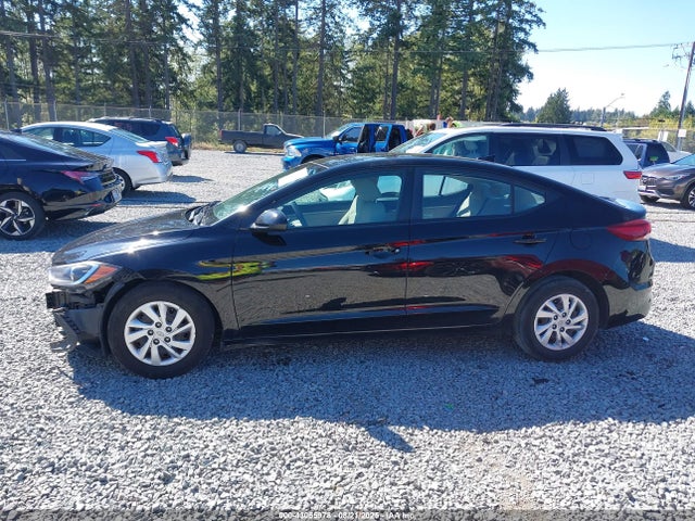 KMHD74LF2HU401957 Hyundai Elantra