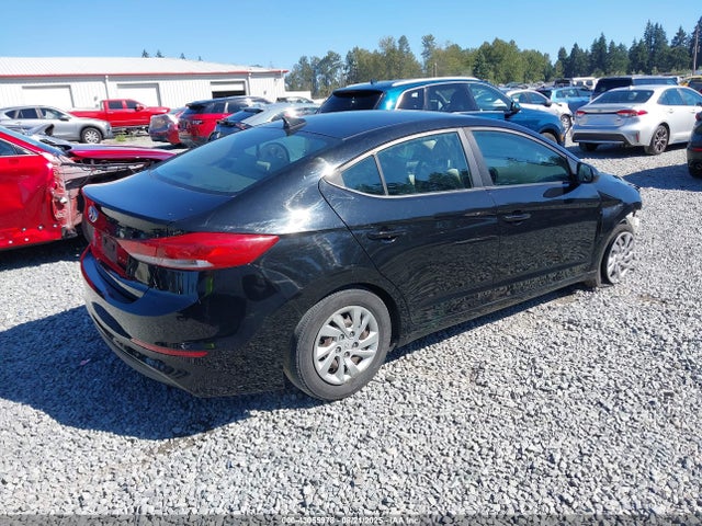 KMHD74LF2HU401957 Hyundai Elantra