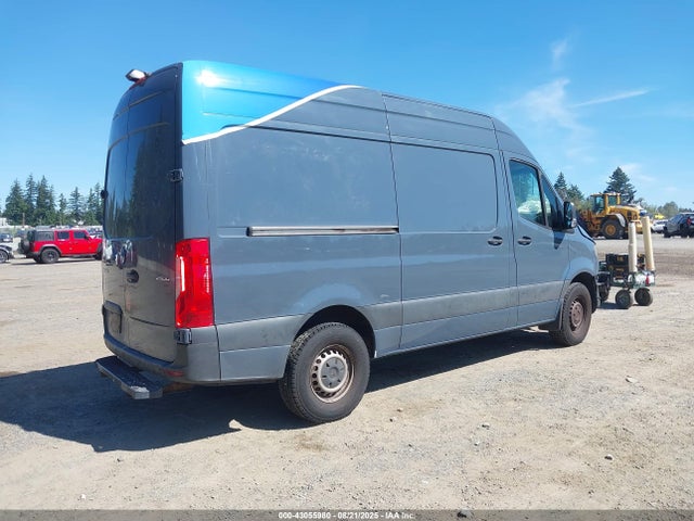 WD4PF0CD2KP066934 Mercedes-Benz om 642 with brake assist
