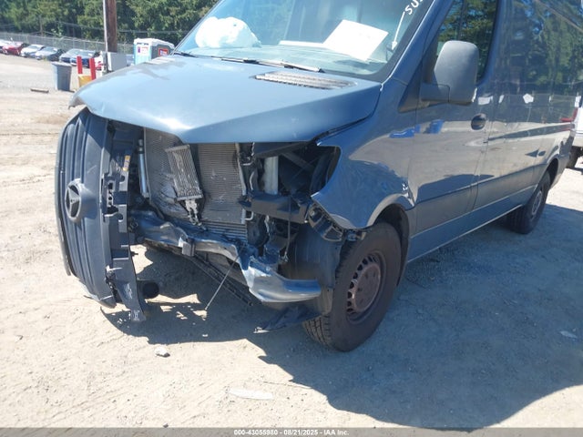 WD4PF0CD2KP066934 Mercedes-Benz om 642 with brake assist