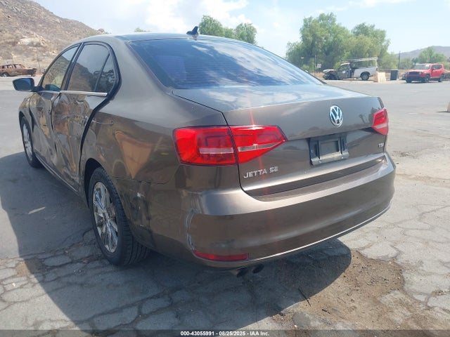3VWD17AJ6FM305908 Volkswagen 1.8t