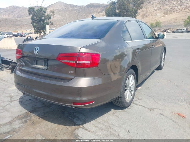3VWD17AJ6FM305908 Volkswagen 1.8t