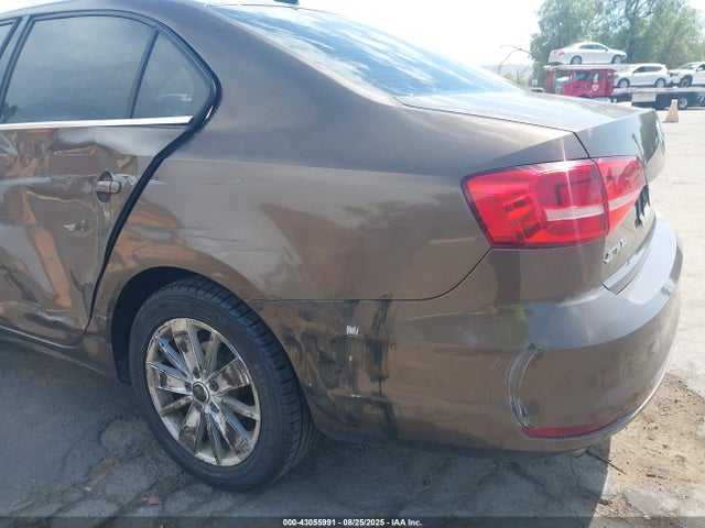 3VWD17AJ6FM305908 Volkswagen 1.8t