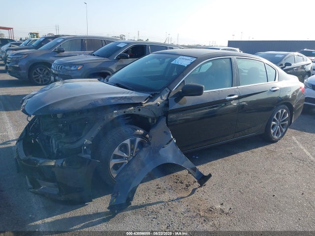Honda k24w1 2014 1HGCR2F50EA067475 Image 2