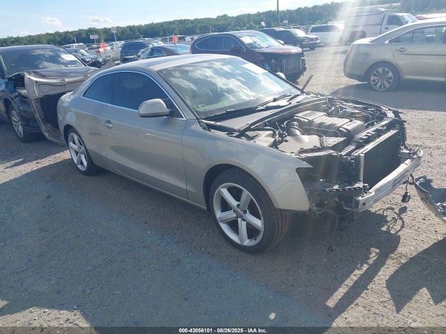 2009 AUDI A5 WAUDK78T59A030084 Photo 0