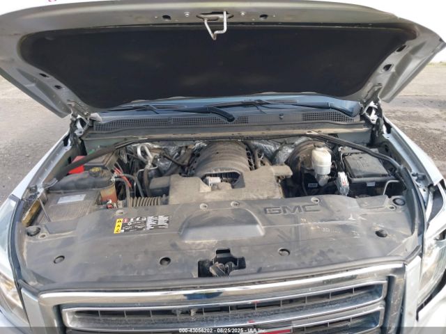 2017 GMC YUKON 1GKS2AKC2HR385637 Photo 9