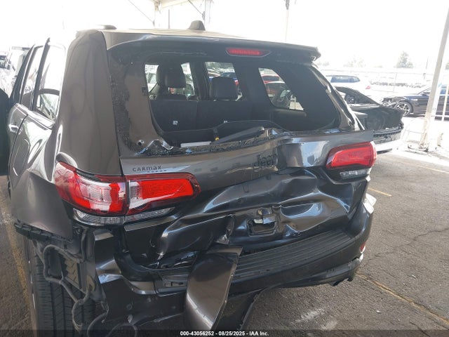 1C4RJEAG9KC542664 Jeep Grand Cherokee