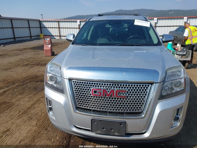 43056281 :رقم المزاد ، 2GKFLZE31D6335701 vin ، 2013 Gmc Terrain Denali مزاد بيع