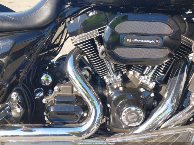 2016 HARLEY-DAVIDSON FLHXSE 1HD1PXN18GB958715 Photo 7