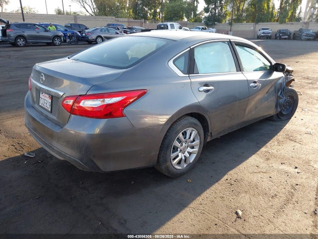 1N4AL3AP5GC226896 Nissan 2016