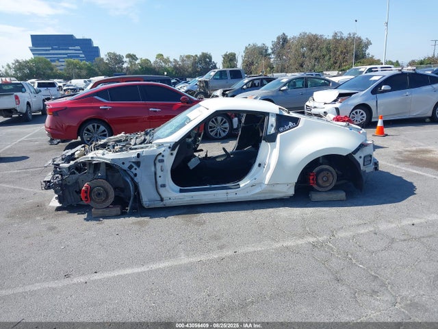 Nissan 2017 2017 JN1AZ4EH5HM950071 Image 13