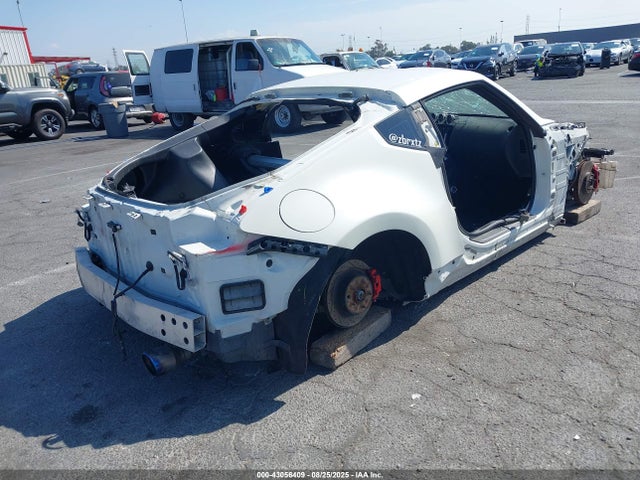 Nissan 2017 2017 JN1AZ4EH5HM950071 Image 4