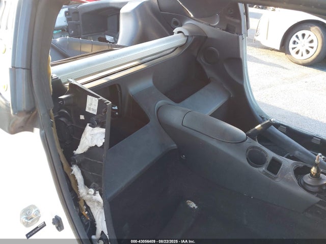 Nissan 2017 2017 JN1AZ4EH5HM950071 Image 8