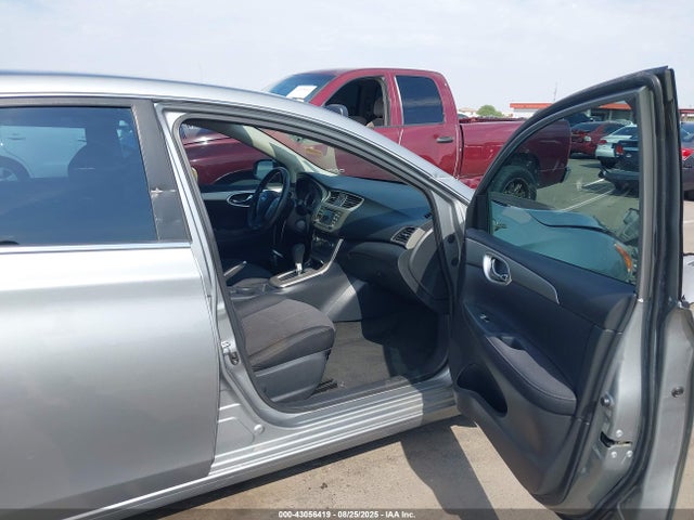 3N1AB7AP0EY302133 Nissan Sentra