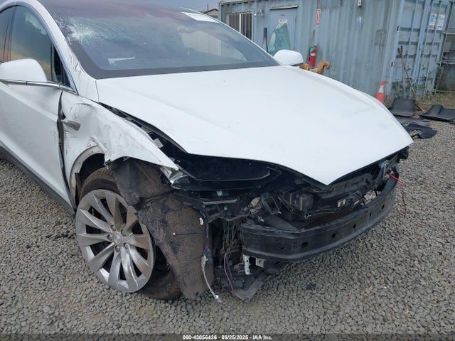 2016 TESLA MODEL X 5YJXCAE2XGF009161 Photo 5