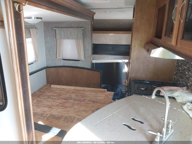 4X4TSMW20HC013990 Forest River Salem Towables