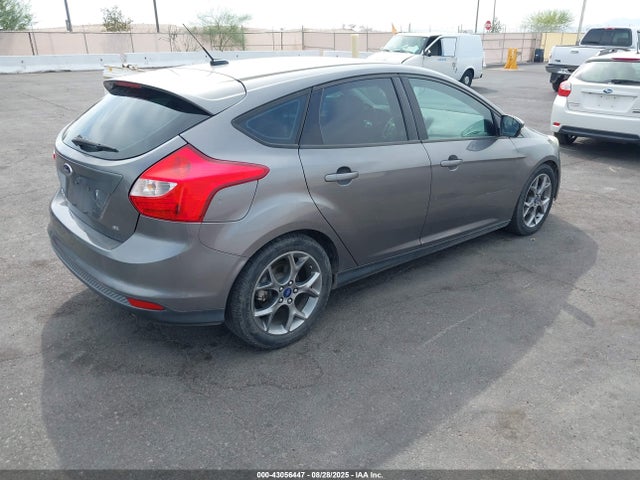 Ford Focus 2014 1FADP3K29EL455213 Image 4