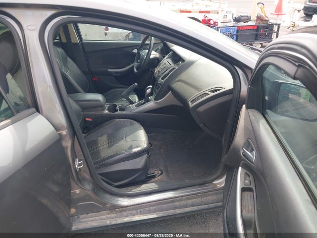 Ford Focus 2014 1FADP3K29EL455213 Image 5