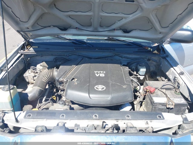2005 Toyota Tacoma Prerunner V6 მანქანა იყიდება აუქციონზე, vin: 5TEKU72N55Z073581, აუქციონის ნომერი: 43056533