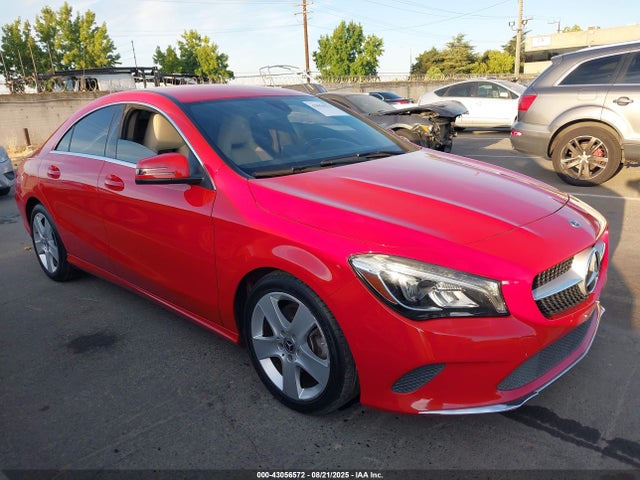 Mercedes-Benz m270 2018 WDDSJ4EB7JN537045 Image 13