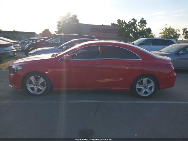 Mercedes-Benz m270 2018 WDDSJ4EB7JN537045 Image 14