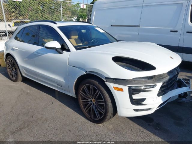 2017 PORSCHE MACAN WP1AG2A53HLB53129 Photo 0