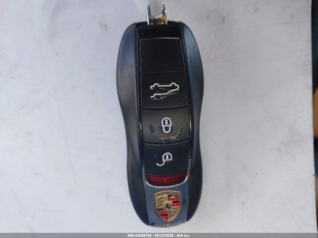 2017 PORSCHE MACAN WP1AG2A53HLB53129 Photo 10