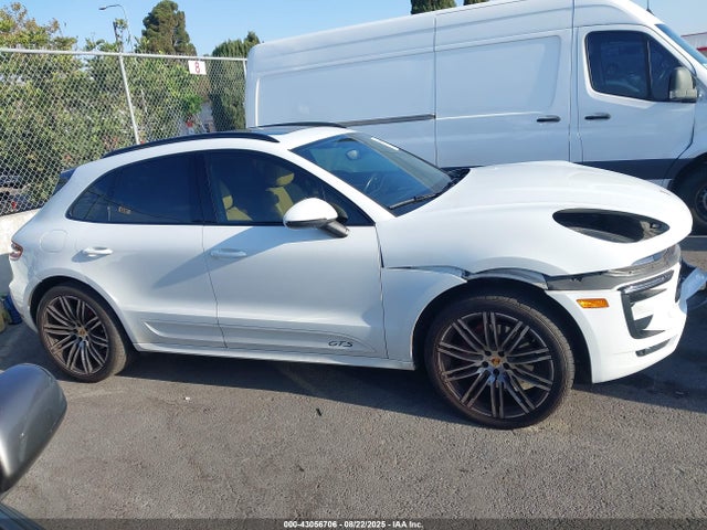 Porsche Macan 2017 WP1AG2A53HLB53129 Image 13