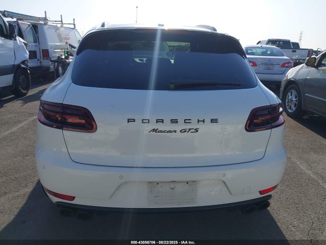 Porsche Macan 2017 WP1AG2A53HLB53129 Image 16
