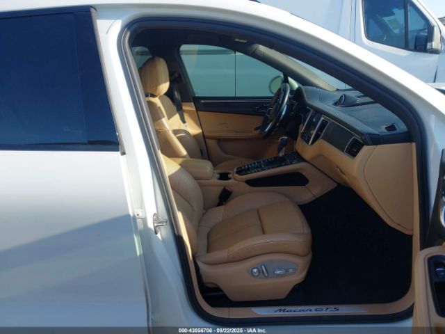 2017 PORSCHE MACAN WP1AG2A53HLB53129 Photo 4