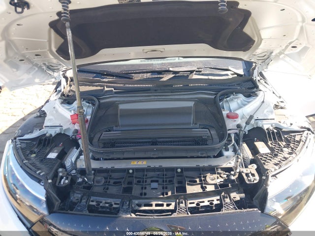 Mercedes-Benz ed 2024 W1KCG2DB0RA049079 Image 10