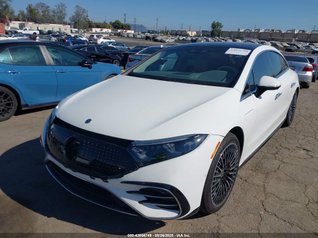 Mercedes-Benz ed 2024 W1KCG2DB0RA049079 Image 2