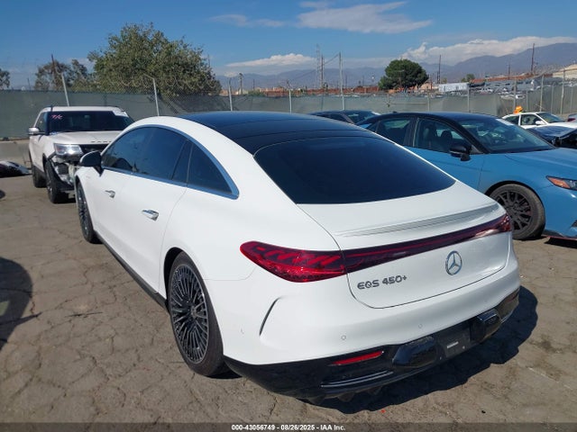 Mercedes-Benz ed 2024 W1KCG2DB0RA049079 Image 3