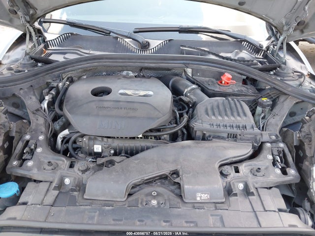 2016 MINI CLUBMAN WMWLN5C59G2E30627 Photo 9