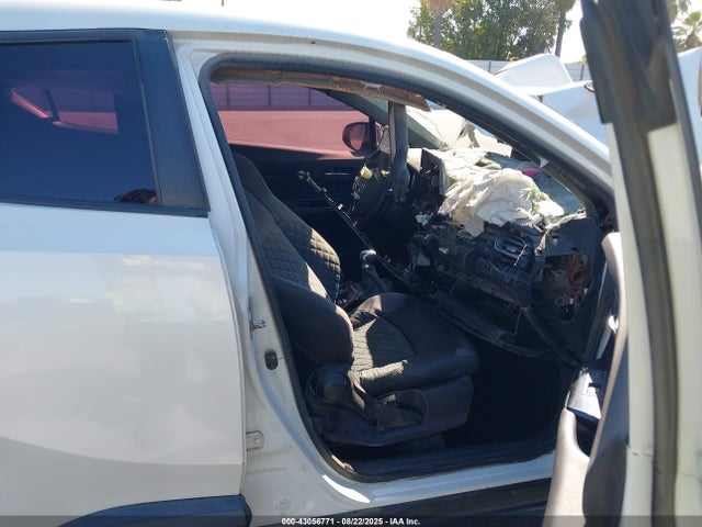 JTNKHMBX8M1096118 Toyota 3zr-fae