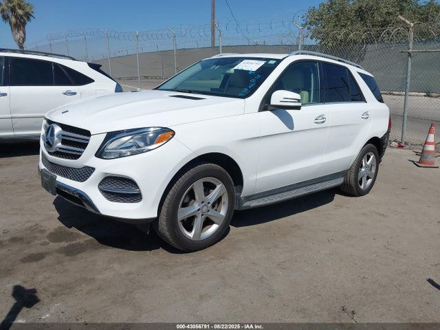 Mercedes-Benz m276 2016 4JGDA5JB5GA786647 Image 2