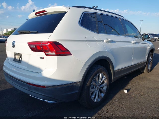 3VV3B7AX2JM020181 Volkswagen Tiguan