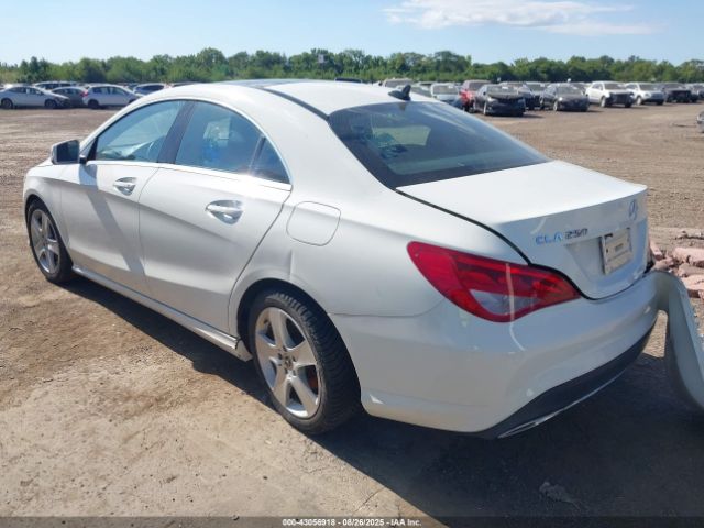 2018 MERCEDES-BENZ CLA 250 WDDSJ4GB6JN573600 Photo 2