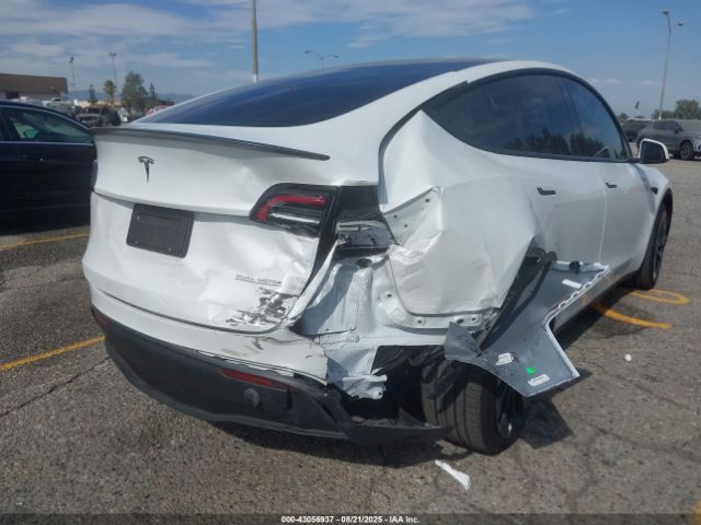 2023 TESLA MODEL Y 7SAYGDEF4PF753774 Photo 5