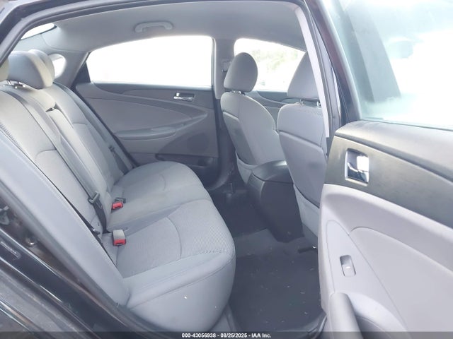 Hyundai gamma 2014 5NPEB4AC6EH821629 Image 8